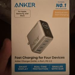 Anker Smart Display 4 Device 140 W Ultra Fast Charger 