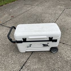 Used White Igloo 110 Quart Cooler On Wheels