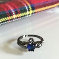 Sapphire Ladies Claddagh Ring 