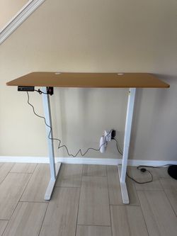 Electric Standing Desk BRAND NEW