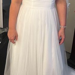 Size 12 Soft White Wedding Dress Never Cut