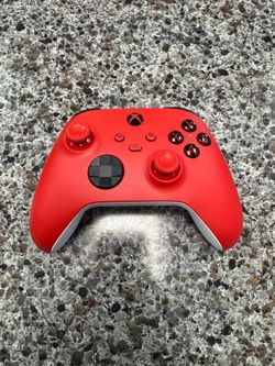 Red Xbox one controller