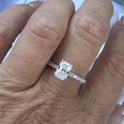 NEW! 1CTW. Radiant Cut, Genuine Moissanite Gemstone Engagement Ring, Please See Details 💕
