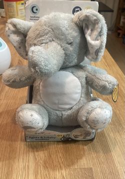 Lights And Lullaby Soother Elephant