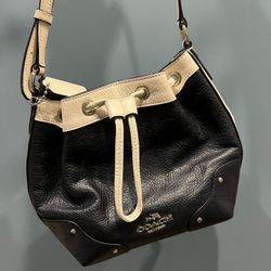 Coach Vintage Leather Bucket Bag Canada Import Never Used 