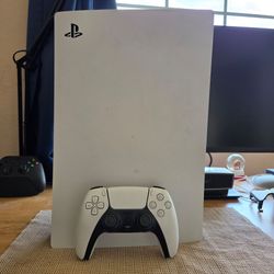 Playstation PS5 and games with 1tb nvme, controller, power cable, HDMI cable