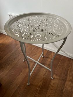 Tray table end table bar night stand