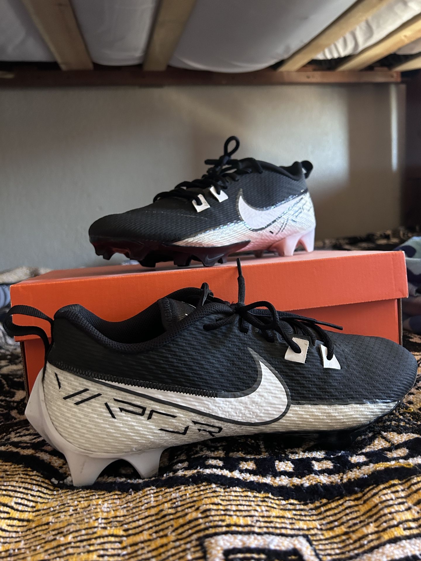 Nike Vapor Edge 360 Cleats Size 9/5