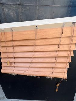 Se vende cortinas de madera