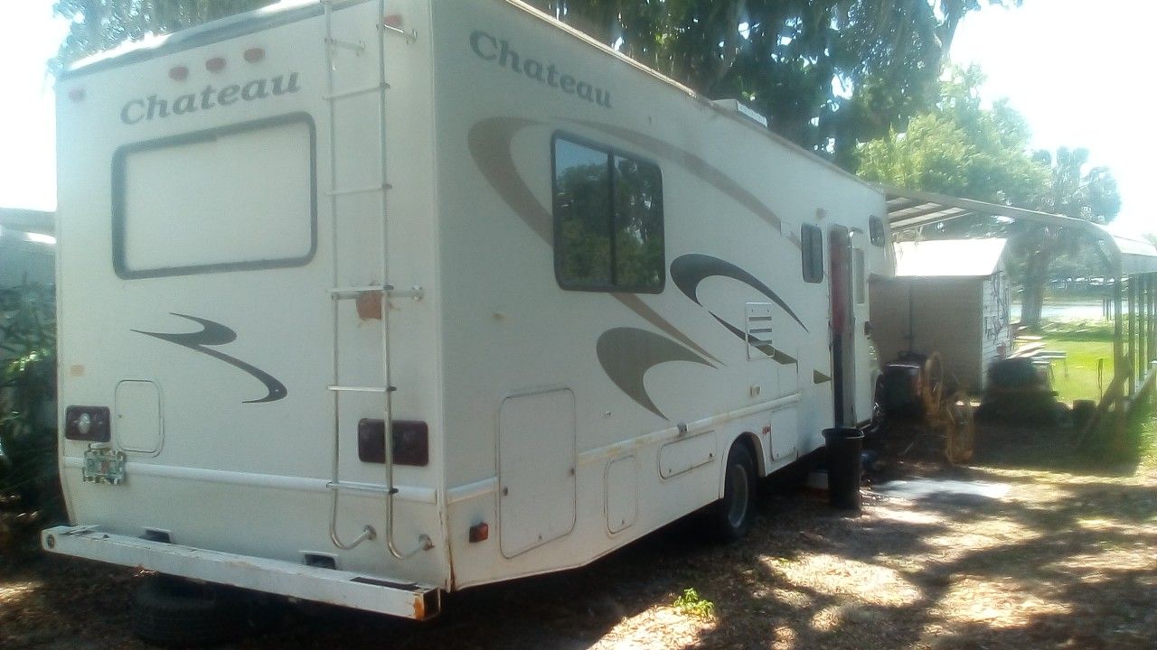 33ft Rv Chateau 2007