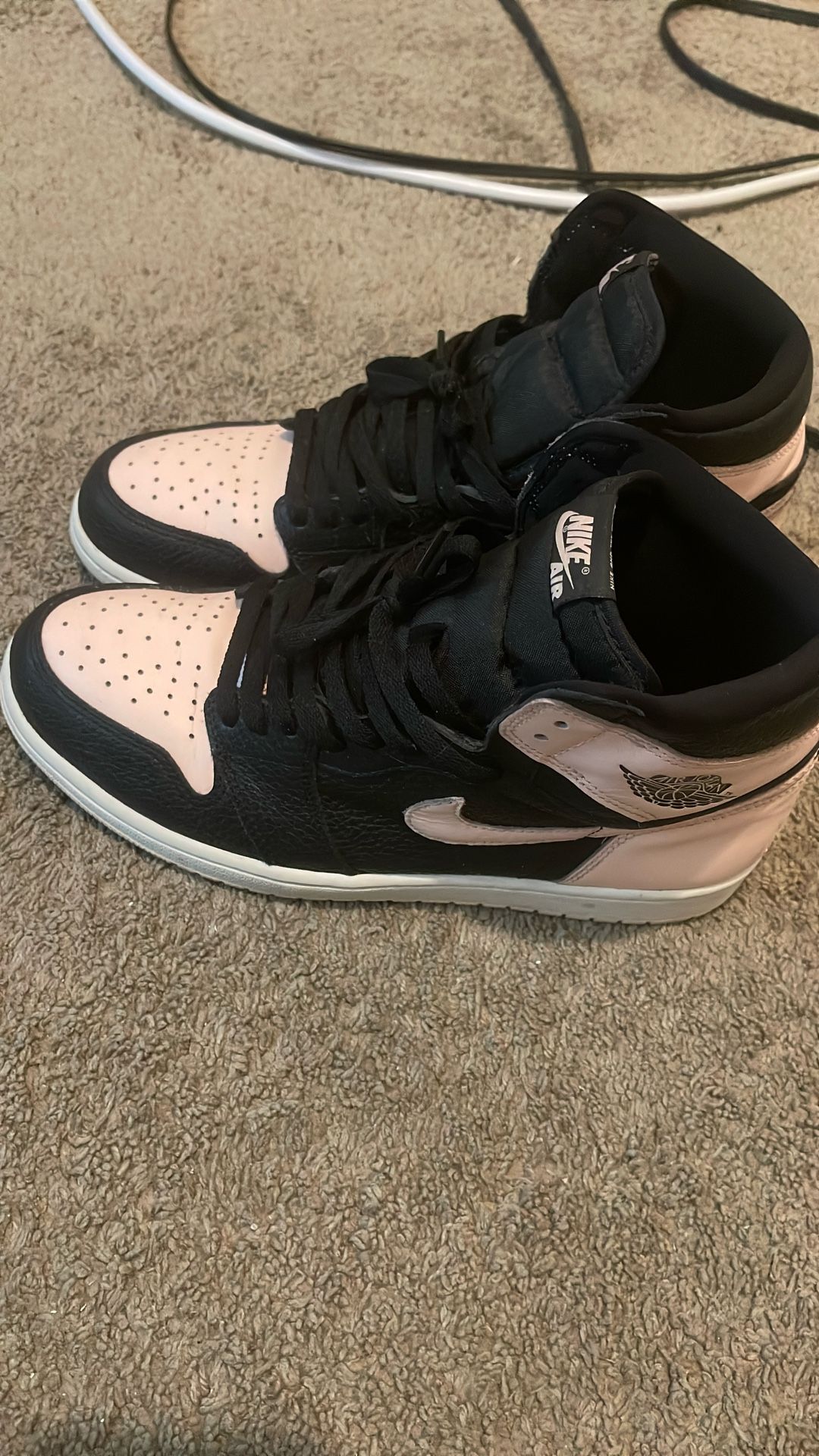 Nike 1s