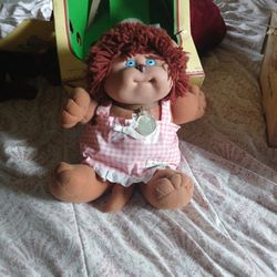 Original Cabbage Patch Doll Koosas 