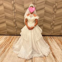 Wedding dress