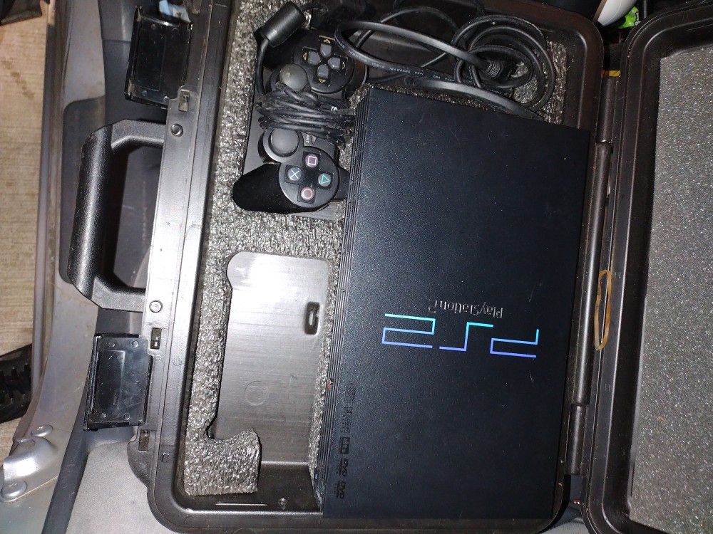 PS2 In Carrying Case