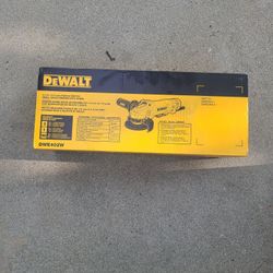 Dewalt 41/2 Corded Grinder..new
