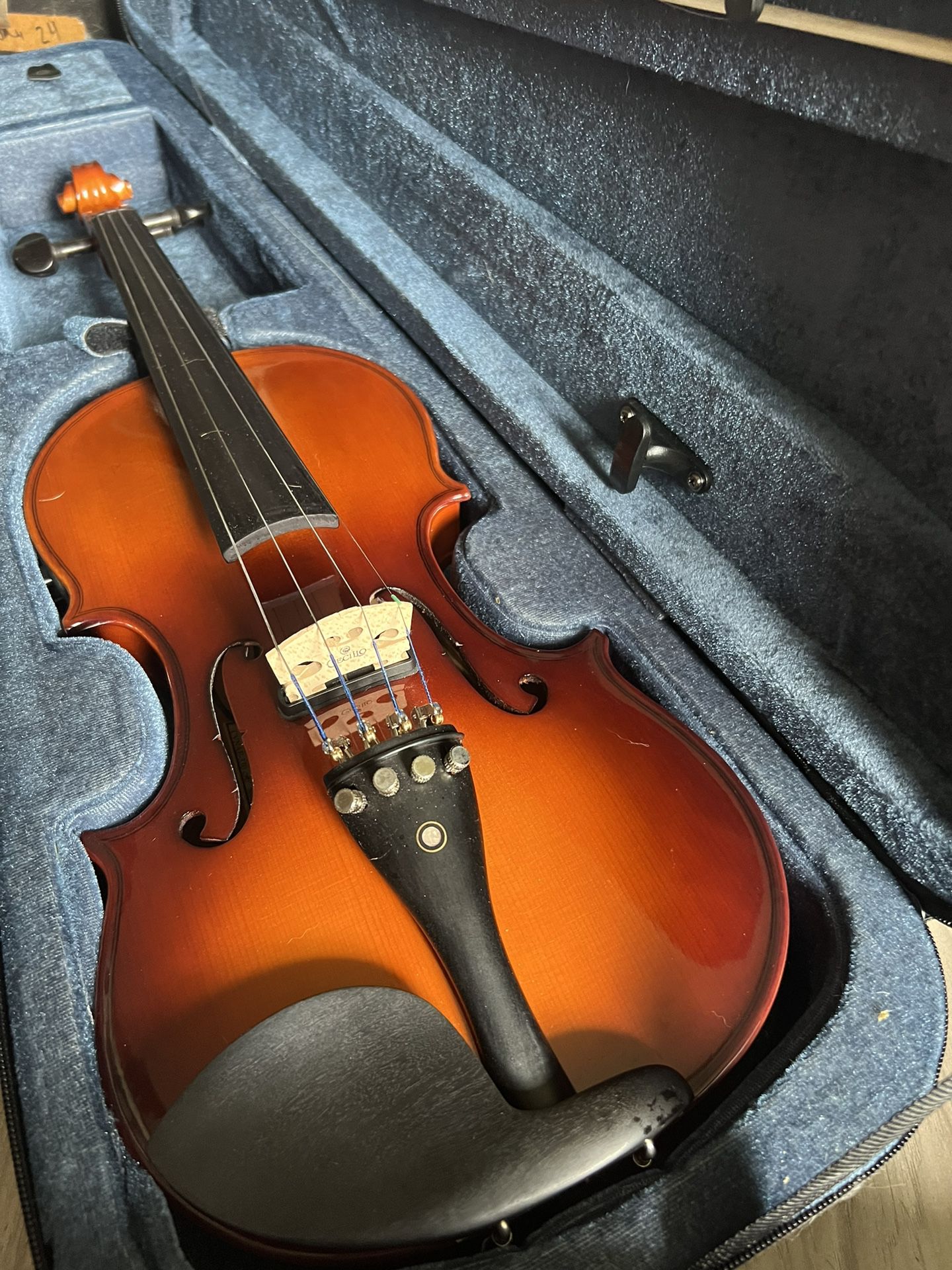 Cecilio 4/4 CVNAE-330 Acoustic/Electric Violin