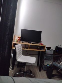 Roku TV 32in
