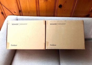 4 (four) Sonos Outdoor Speakers (White) total.  Brand New Sealed.  Includes warranty.  OUTDRWW1.
