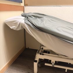 Esthetician Electric Bed 