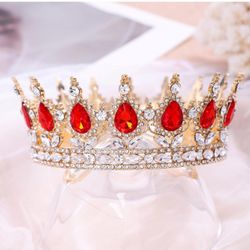 Red Gold Crown / Corona Dorada Roja 