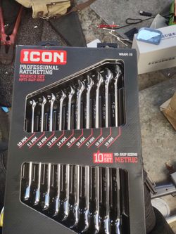 Icon pro wrench set