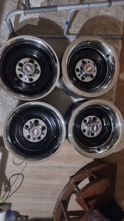 Original old school Chevy rally rims with beauty cap