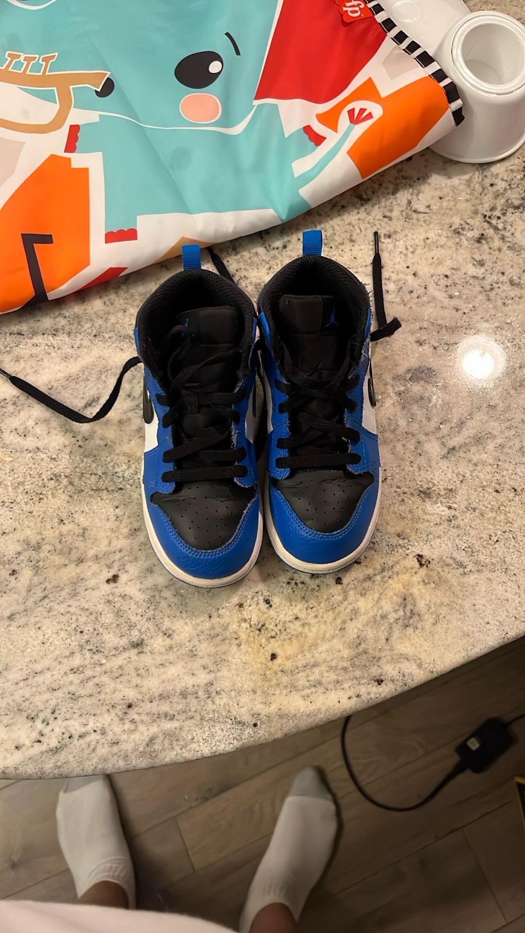 Child’s Nike Shoe Size 10T $40