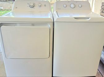 Free Delivery.  Very Nice Washer And Electric Dryer. Only 3 years old. Made by General Electric