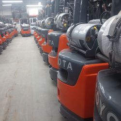 FORKLIFT TOYOTA Serie 7 5000#  