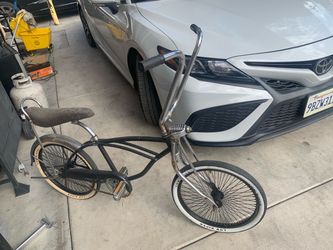 Low Rider Cruiser Bicycle