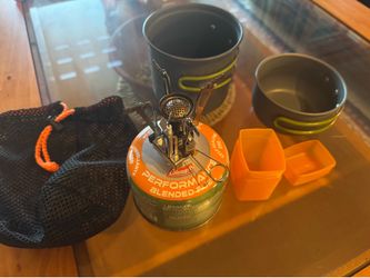 Backpacking camping stove