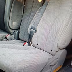 2014 Senna  Left Side 2nd Row Seat