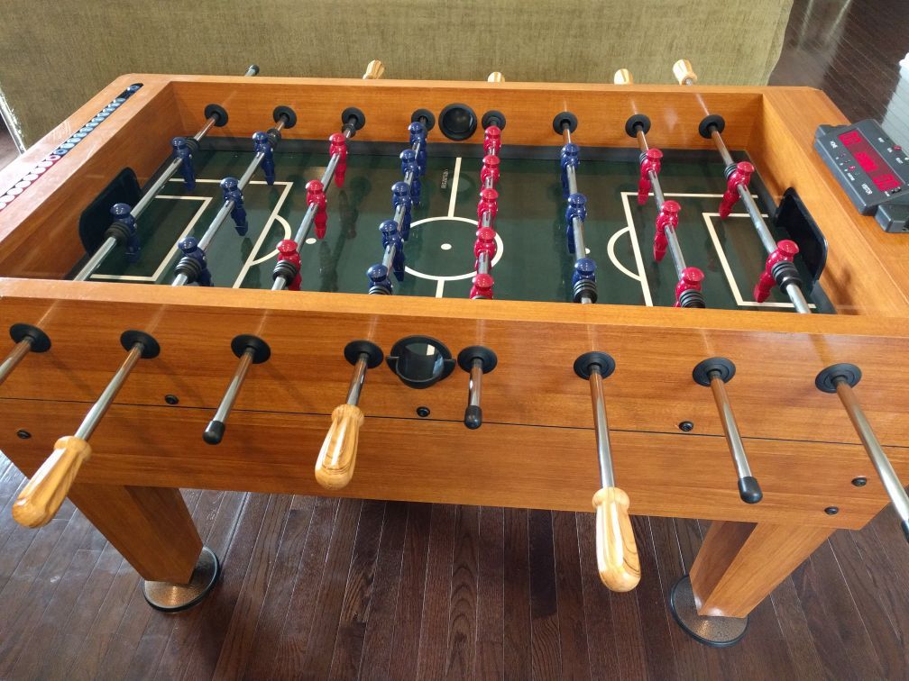 Harvard Foosball Table with Electronic Scoring - Excellent condition!