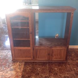 Free Vintage TV Stand