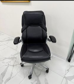 Office/Desk Leather Chair