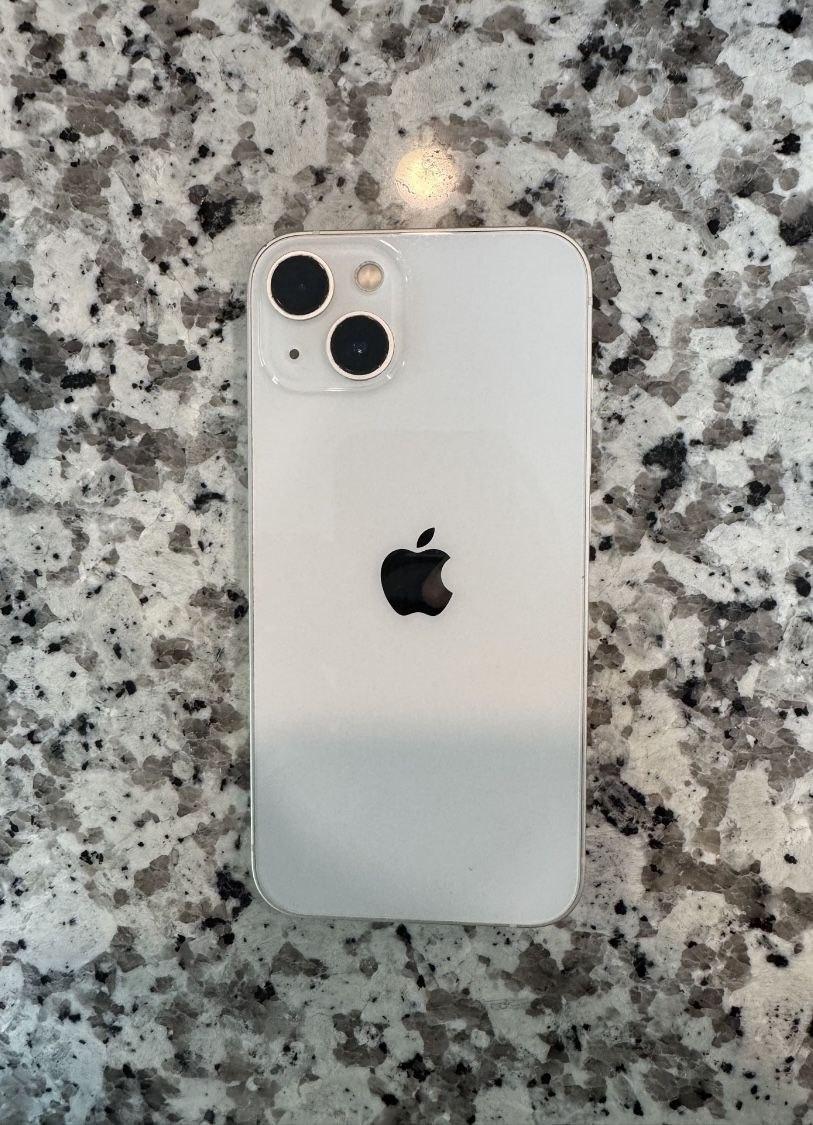 Apple iPhone 13 – 128GB – Unlocked – Excellent Condition