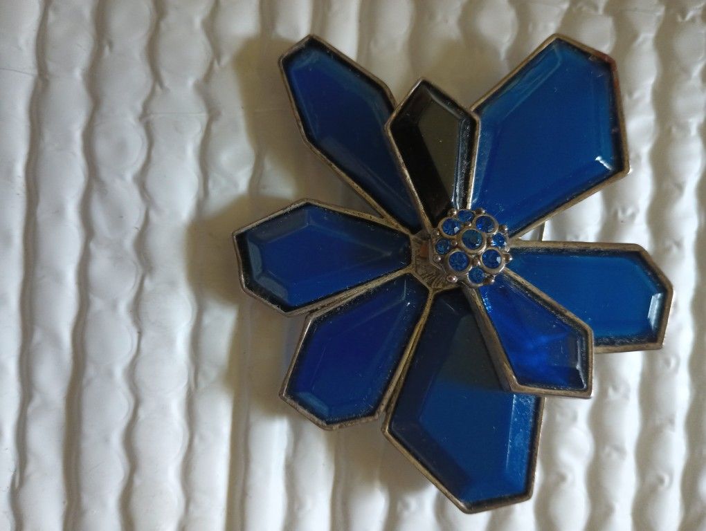 Navy Blue Lapis Stone Petals Brooch With One Black Onyx Petal.