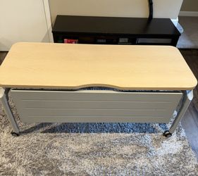 Rolling 5 feet long desk adjustable height