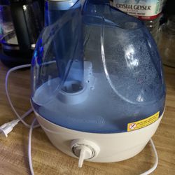Aquaoasis Cool Mist Humidifier 
