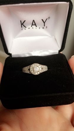 Diamond Ring Round-Cut 14K White Gold 