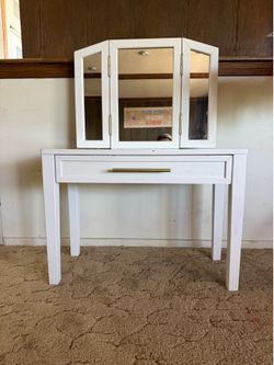 Kids Pottery Barn Vanity