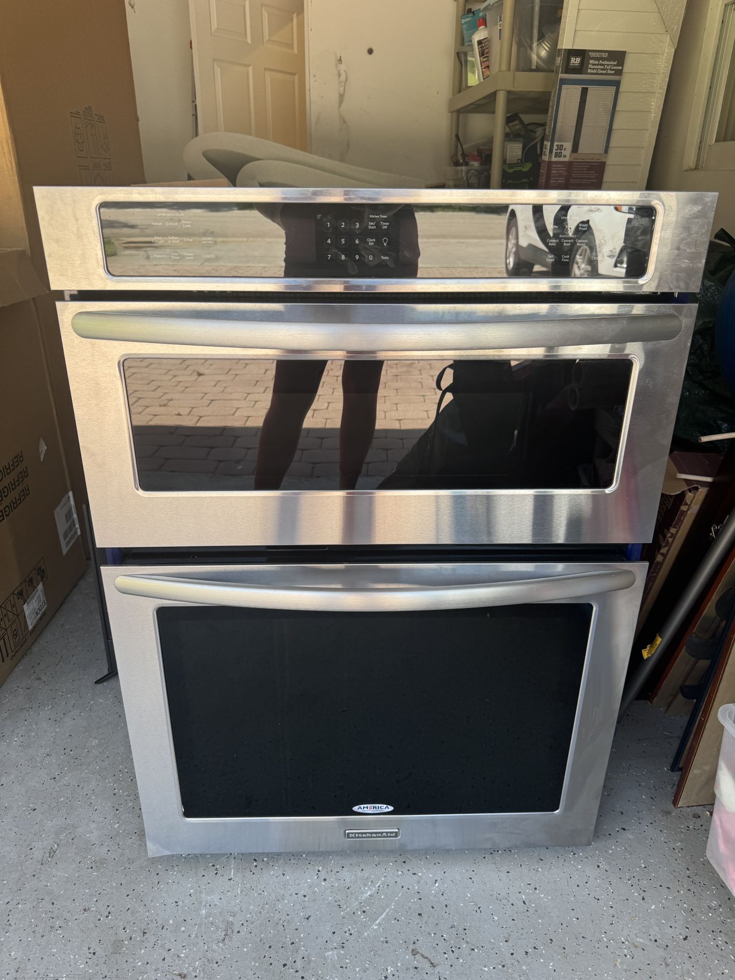 Kitchenaide Combo Microwave/Convection and Oven Only 3years Old!