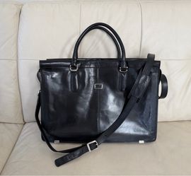 Luxury Italian Leather Briefcase, Messenger Bag, Like New, Premium Quality, Unisex