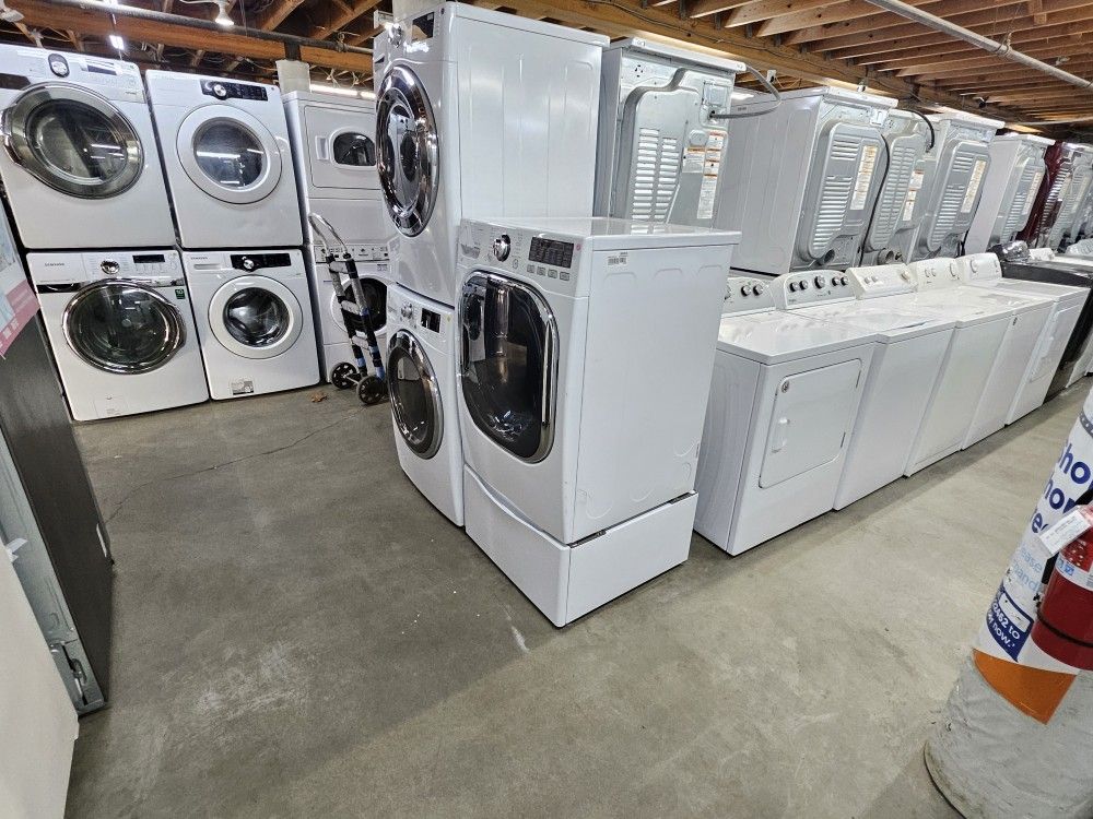 Huge Liquidation Sale Store Full Of Nice Refurbished Reconditioned Certified Washer Dryer Refrigerator Oven Stove Stackable  Samsung GE  Whirlpool LG 