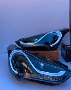 Hyundai Veloster 2012-2017 Headlights