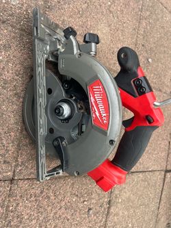 Milwaukee skill saw (BROKEN) M18