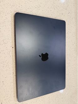 MacBook Air 15” like new!