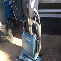 Commercials Zenithvacuum cleaner only $60 firm