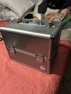 Make Up Box