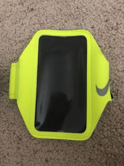 Phone armband holder